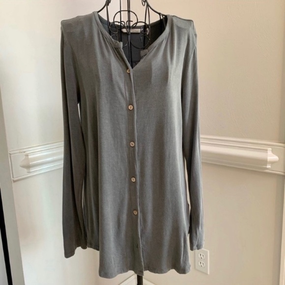 Soft Surroundings Long Sleeve Button Down Shirt - Picture 1 of 7